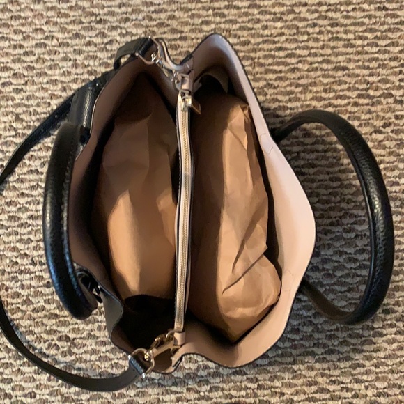 Black Kate Spade Handbag/Crossbody/shoulder bag with Wallet. - Picture 3 of 8